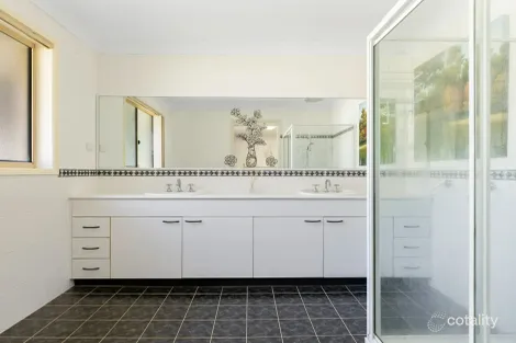 Property photo of 23 Seafarer Close Belmont NSW 2280