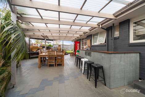 Property photo of 17 Elisdon Drive Seaford VIC 3198