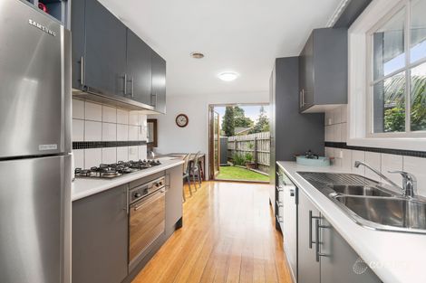 Property photo of 17 Elisdon Drive Seaford VIC 3198