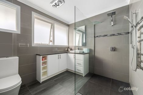 Property photo of 17 Elisdon Drive Seaford VIC 3198