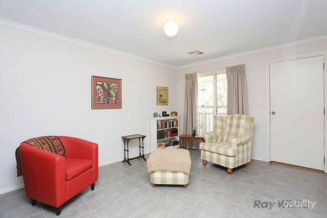 Property photo of 21 Young Street Auburn SA 5451