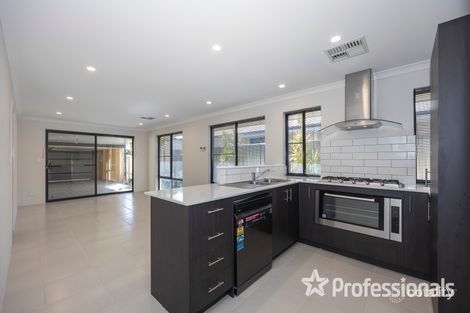 Property photo of 21 Peahen Street Aveley WA 6069