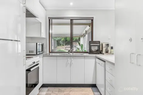 Property photo of 10 Regent Court Mount Coolum QLD 4573