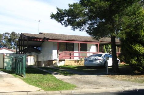 9 Upton Pl, Bonnyrigg, NSW 2177