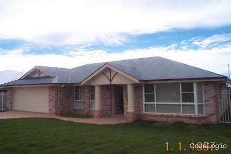 Property photo of 21 Prime Minister Drive Middle Ridge QLD 4350