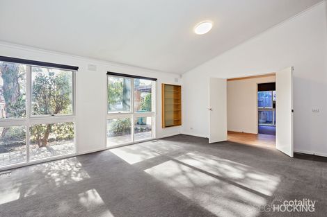 Property photo of 3 Tantram Avenue St Kilda East VIC 3183