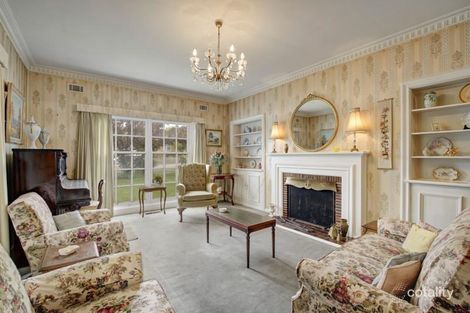 Property photo of 152 Doncaster Road Balwyn North VIC 3104