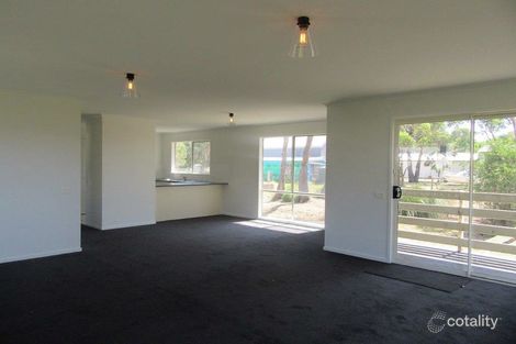 Property photo of 100 Bayview Avenue Tenby Point VIC 3984
