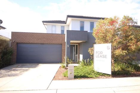 Property photo of 3 Cabernet Drive Somerville VIC 3912