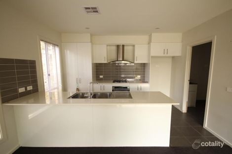 Property photo of 3 Cabernet Drive Somerville VIC 3912
