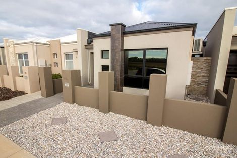 74b Redington Dr, Butler, WA 6036