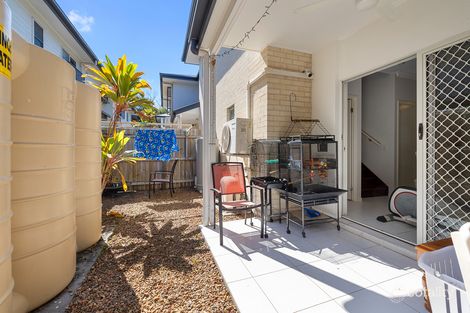 Property photo of 2/180-182 Thorneside Road Thorneside QLD 4158