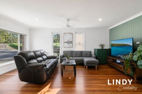 Property photo of 19A Lester Close Wattle Ponds NSW 2330