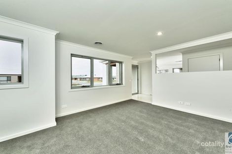 Property photo of 26 Murray Way West Wodonga VIC 3690