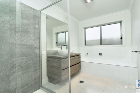 Property photo of 26 Murray Way West Wodonga VIC 3690