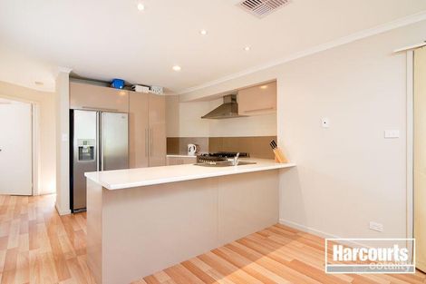 10 Rocklea Cres, Skye, VIC 3977