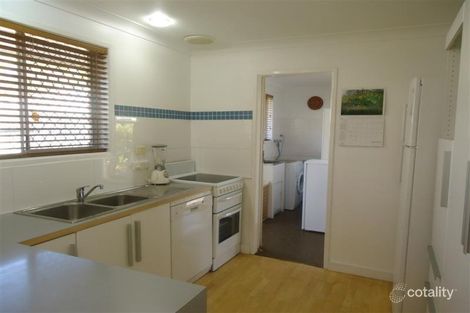 Property photo of 2 Anchor Court Mermaid Waters QLD 4218