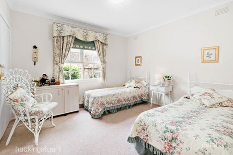 Property photo of 34 Manson Drive Melton South VIC 3338