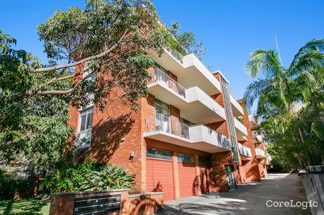 Property photo of 9/2 Avon Road Dee Why NSW 2099