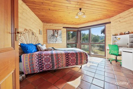 Property photo of 924 Morses Creek Road Wandiligong VIC 3744