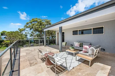 Property photo of 22 Reserve Drive Bateau Bay NSW 2261