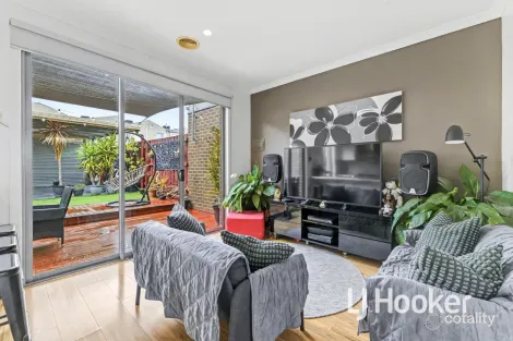 Property photo of 70A Hutchinson Drive Lynbrook VIC 3975