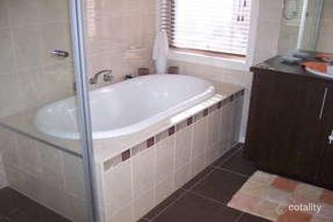 Property photo of 14 Pinnaroo Crescent Burnside VIC 3023