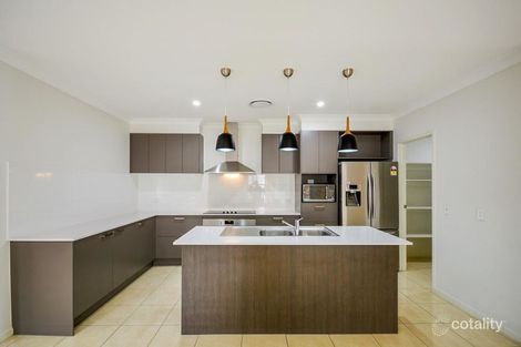 Property photo of 2 Fallon Court Goodna QLD 4300