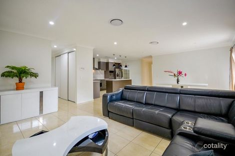 Property photo of 2 Fallon Court Goodna QLD 4300