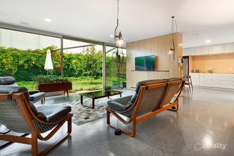 Property photo of 11 Tucker Place Fitzroy North VIC 3068