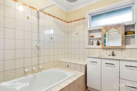 Property photo of 5 Flinders Crescent Boronia VIC 3155