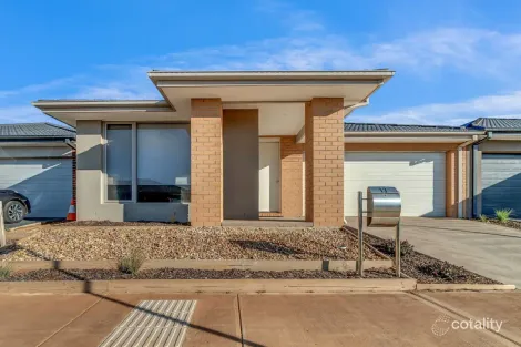 Property photo of 13 Wonderland Road Werribee VIC 3030