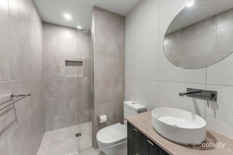 Property photo of 70/30 Careel Close Helensvale QLD 4212