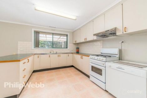 Property photo of 25 Hendra Grove Ringwood VIC 3134