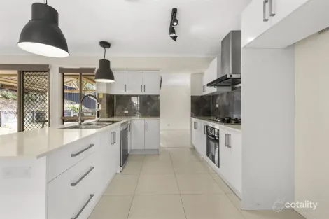 Property photo of 11 Birchley Street Chapel Hill QLD 4069