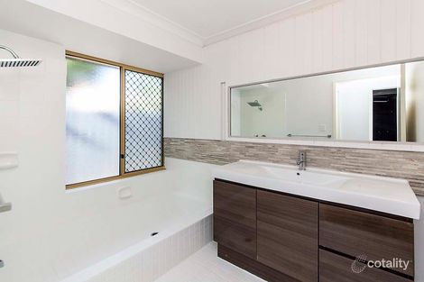 Property photo of 12 Toora Place Cooloongup WA 6168