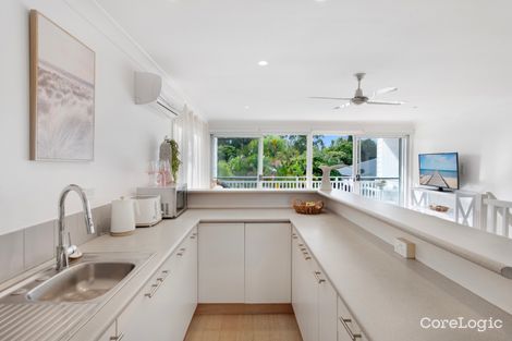 Property photo of 42 Fairsky Avenue Mermaid Waters QLD 4218