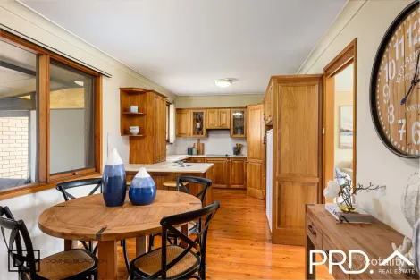 Property photo of 16 Dunstan Avenue Milperra NSW 2214