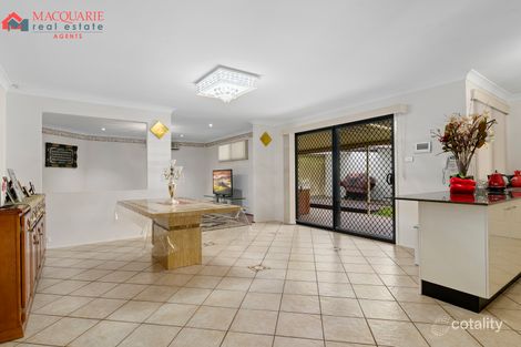 Property photo of 25 Magnolia Close Casula NSW 2170