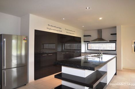 65 Ullathornes Rd, Inverloch, VIC 3996