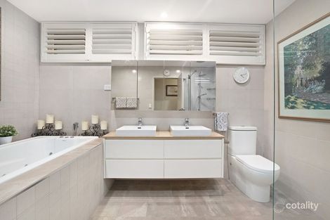 Property photo of 10 Halcyon Drive Wheelers Hill VIC 3150