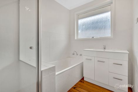Property photo of 10 Durham Close Craigieburn VIC 3064