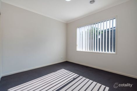 Property photo of 25 Domain Way Craigieburn VIC 3064