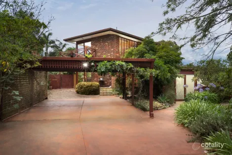 18 Balmerino Sq, Frankston, VIC 3199