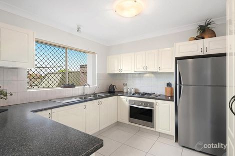Property photo of 4/28 Cambridge Avenue Bankstown NSW 2200