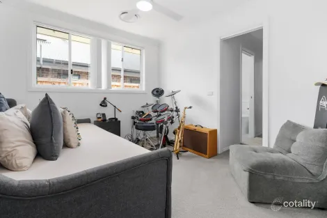 Property photo of 10 Makatea Street Boolaroo NSW 2284