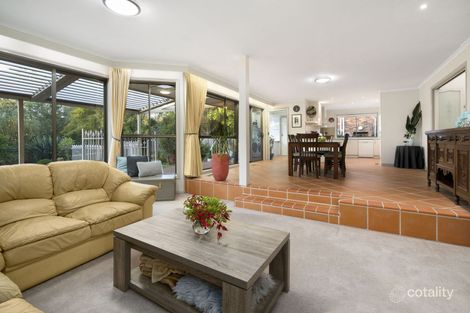 Property photo of 42 Manorvale Parade Werribee VIC 3030