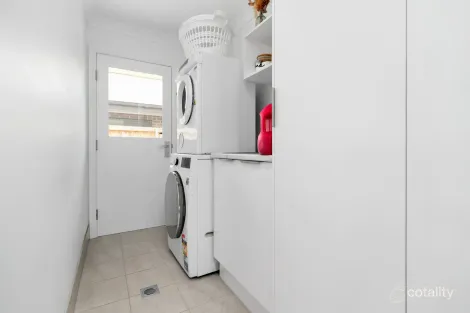 Property photo of 10 Makatea Street Boolaroo NSW 2284