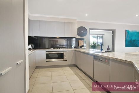 Property photo of 114 Sandhurst Boulevard Sandhurst VIC 3977