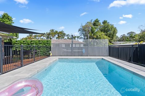 18 Coombe Ave, Hope Island, QLD 4212